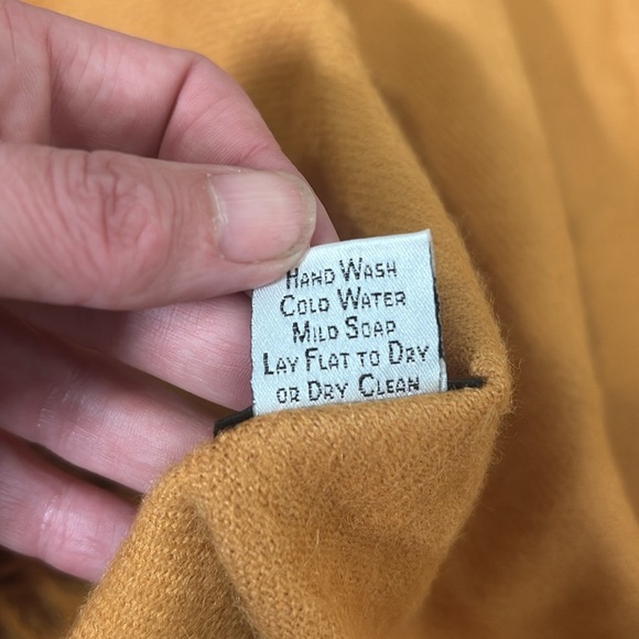 Peruvian Collection 100% Baby Alpaca Scarf fringe Yellow - Picture 5 of 7